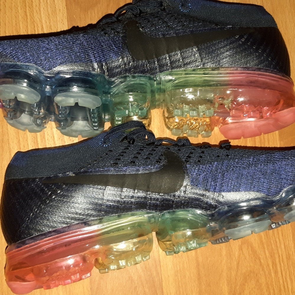 Men's Nike Vapor Max Size 9.5